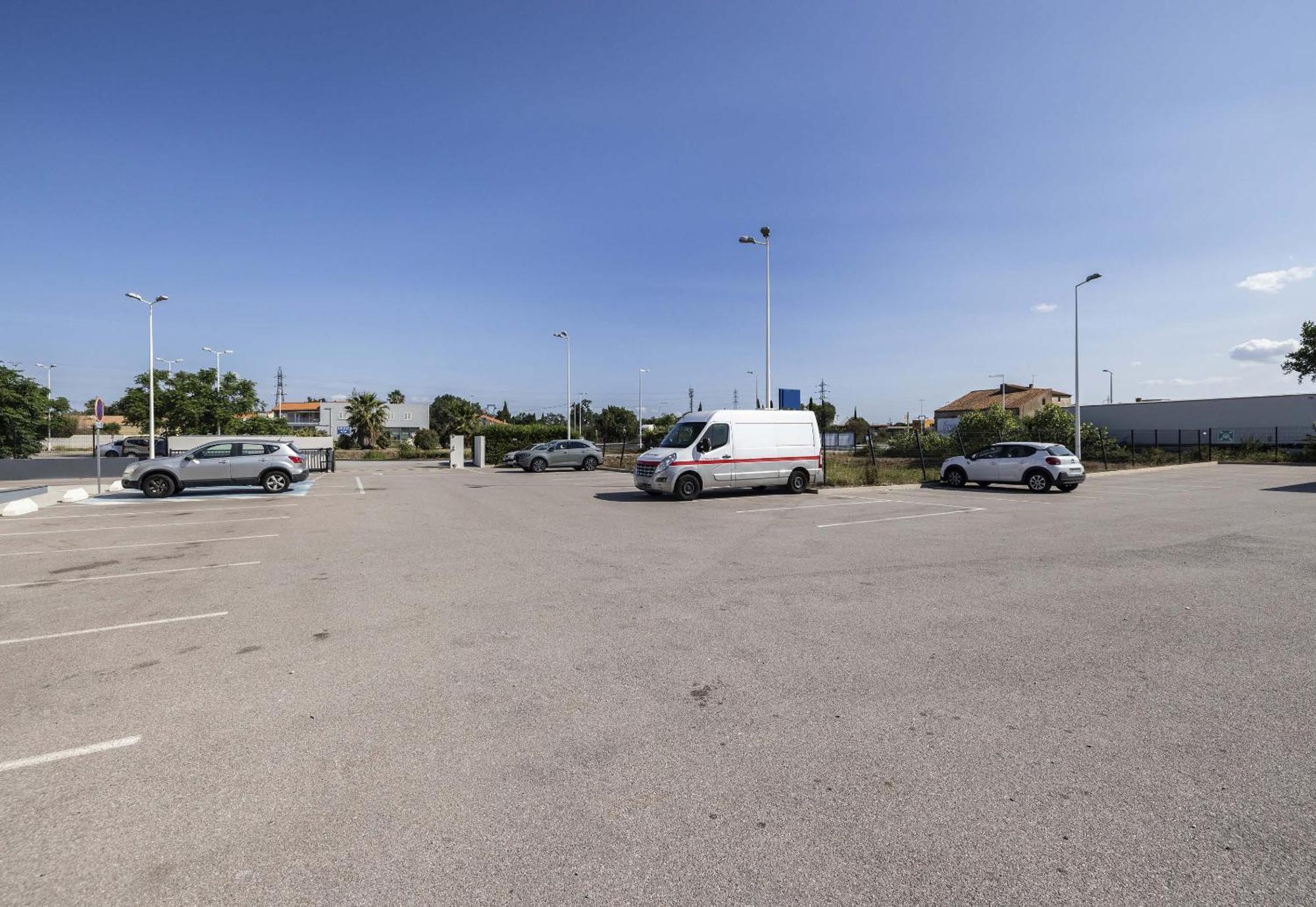 Sud Marché International Hotel 2*
